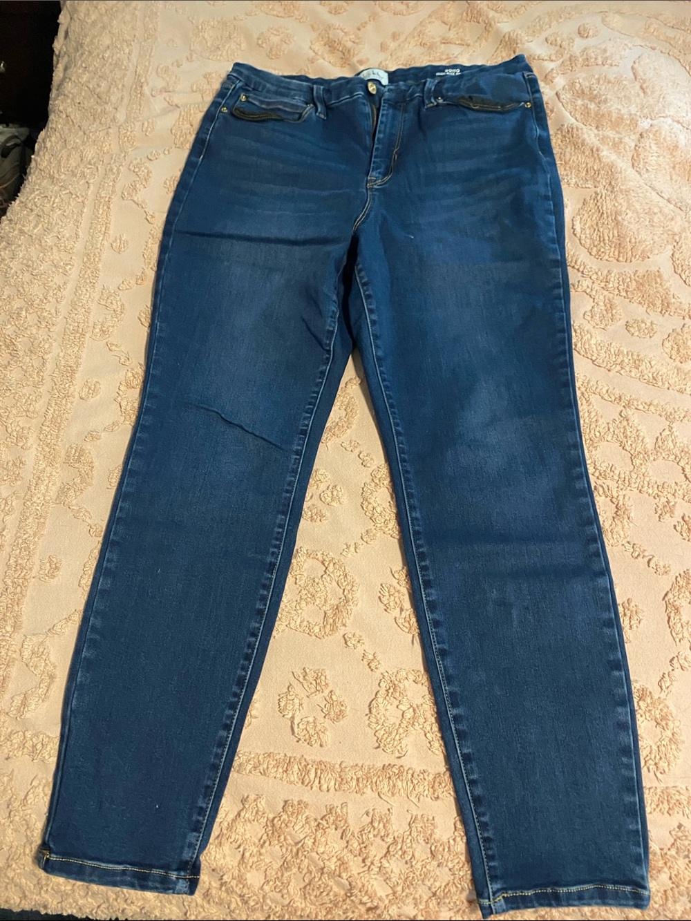 Soho Women’s Skinny Jeans in Deep Blue Wash